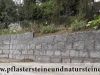 Granit-Mauersteine aus Polen - NOCH EINE BAUSTELLE/ Naturstein-Mauer / Granit-Mauer / Wasserbausteine, grau, Mittelkorn, gesägt-gespalten (Granit-Mauersteine aus Polen) - Foto von unseren Kunden, Mauersteine für eine Natursteinmauer, Polengranit, preisgünstige Mauersteine und Wasserbausteine