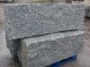 Granit-Mauersteine / Naturstein-Mauer / Granit-Mauer / Wasserbausteine, grau, Mittelkorn, allseitig gespalten (Granit-Mauersteine aus Polen), Mauersteine für eine Natursteinmauer, Polengranit
