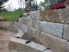 Natursteinmauer (Granitmauer)... Granit-Mauersteine, grau-gelb, Mittelkorn, allseitig gespalten (Granit-Mauersteine aus Polen)
