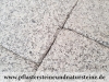 Granit-Antikplatten, Speziell, veraltete „Antik-Platten“ aus Granit grau, Mittelkorn - die obere Fläche und Kanten geflammt (trocken)